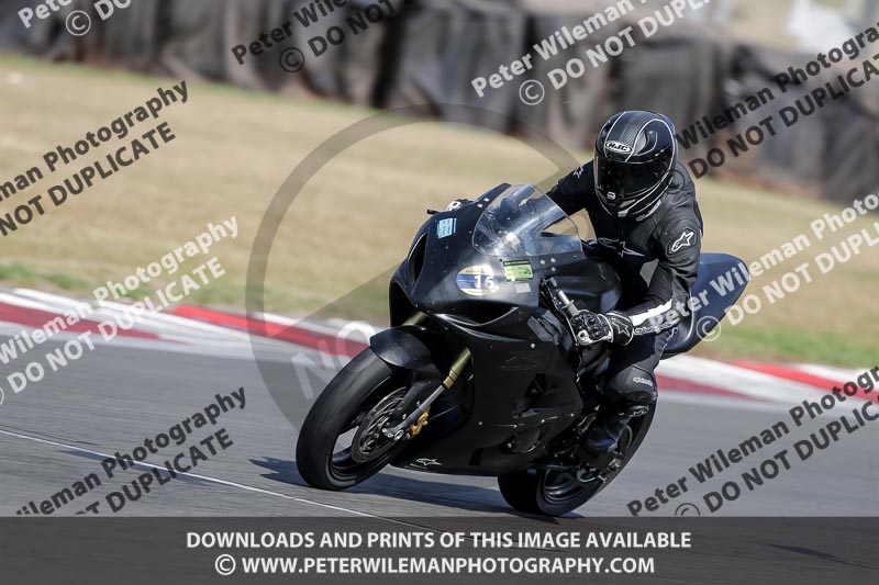 donington no limits trackday;donington park photographs;donington trackday photographs;no limits trackdays;peter wileman photography;trackday digital images;trackday photos