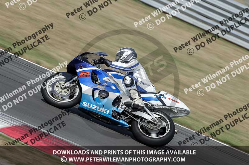 donington no limits trackday;donington park photographs;donington trackday photographs;no limits trackdays;peter wileman photography;trackday digital images;trackday photos