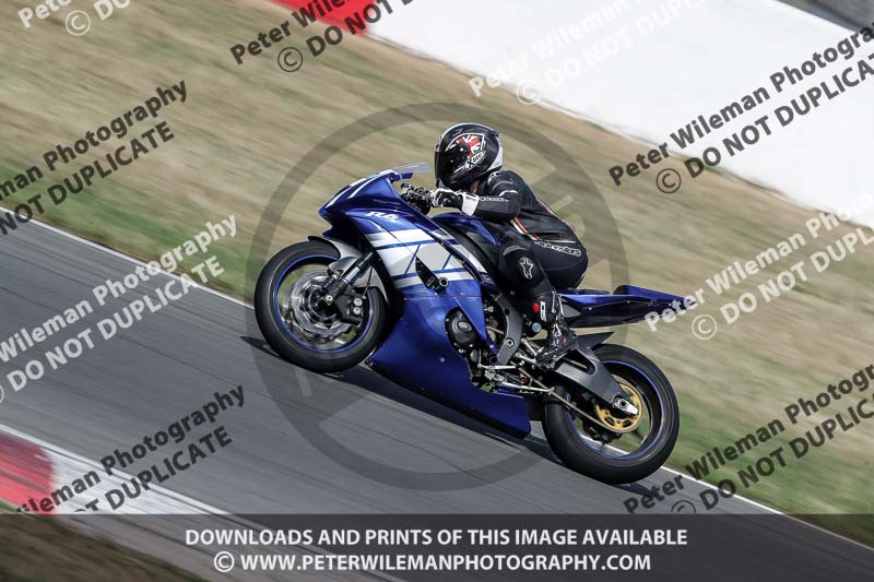 donington no limits trackday;donington park photographs;donington trackday photographs;no limits trackdays;peter wileman photography;trackday digital images;trackday photos