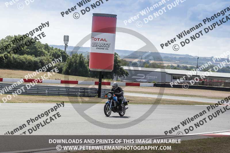 donington no limits trackday;donington park photographs;donington trackday photographs;no limits trackdays;peter wileman photography;trackday digital images;trackday photos