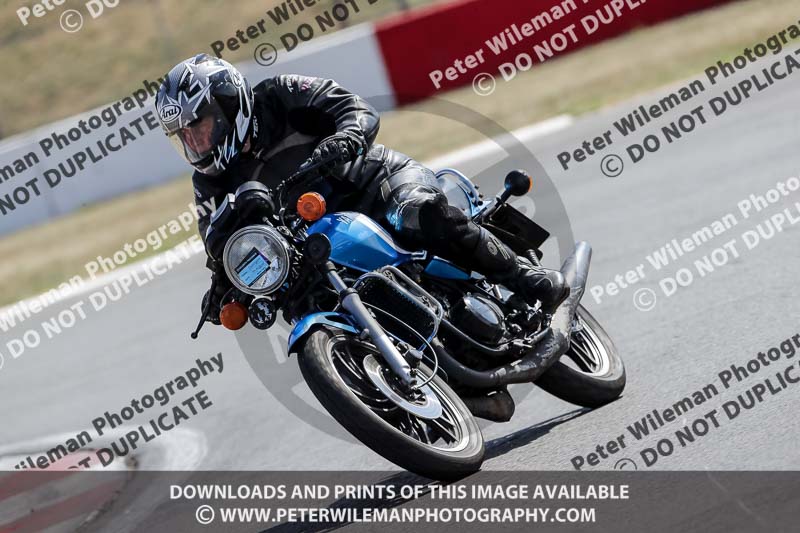 donington no limits trackday;donington park photographs;donington trackday photographs;no limits trackdays;peter wileman photography;trackday digital images;trackday photos