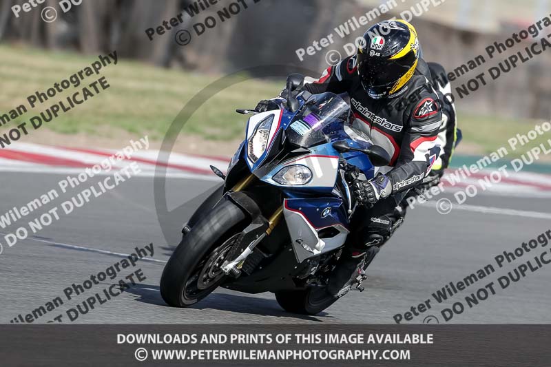 donington no limits trackday;donington park photographs;donington trackday photographs;no limits trackdays;peter wileman photography;trackday digital images;trackday photos
