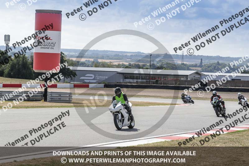 donington no limits trackday;donington park photographs;donington trackday photographs;no limits trackdays;peter wileman photography;trackday digital images;trackday photos