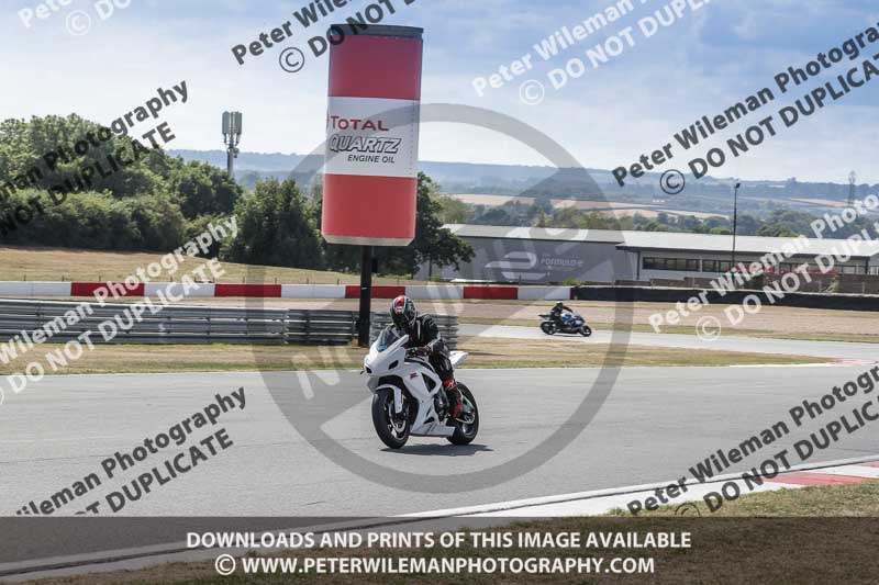 donington no limits trackday;donington park photographs;donington trackday photographs;no limits trackdays;peter wileman photography;trackday digital images;trackday photos