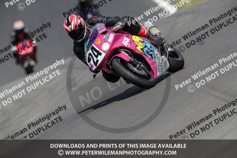 donington no limits trackday;donington park photographs;donington trackday photographs;no limits trackdays;peter wileman photography;trackday digital images;trackday photos