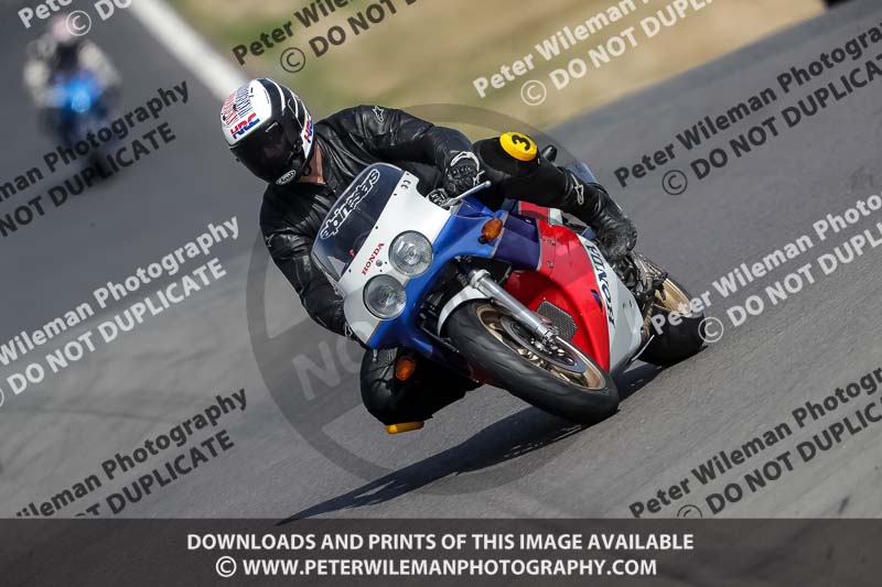 donington no limits trackday;donington park photographs;donington trackday photographs;no limits trackdays;peter wileman photography;trackday digital images;trackday photos
