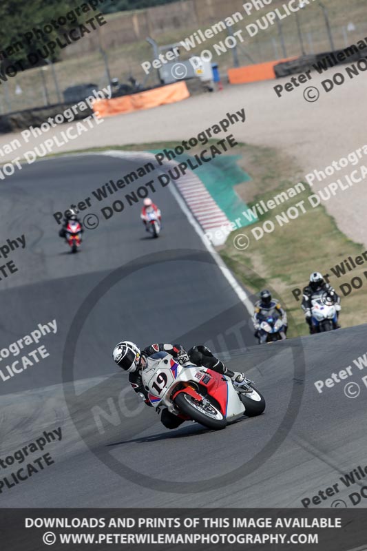 donington no limits trackday;donington park photographs;donington trackday photographs;no limits trackdays;peter wileman photography;trackday digital images;trackday photos