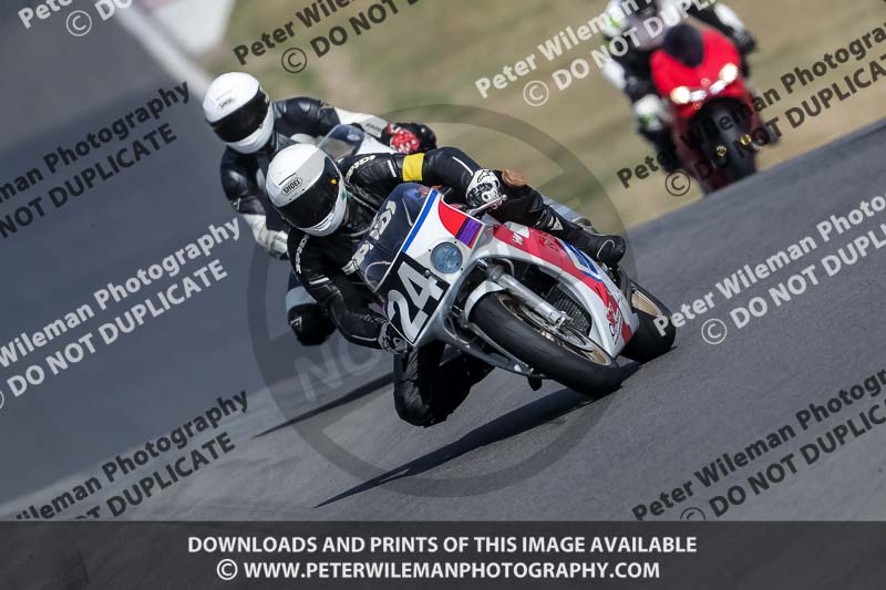donington no limits trackday;donington park photographs;donington trackday photographs;no limits trackdays;peter wileman photography;trackday digital images;trackday photos