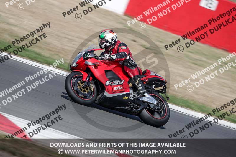 donington no limits trackday;donington park photographs;donington trackday photographs;no limits trackdays;peter wileman photography;trackday digital images;trackday photos