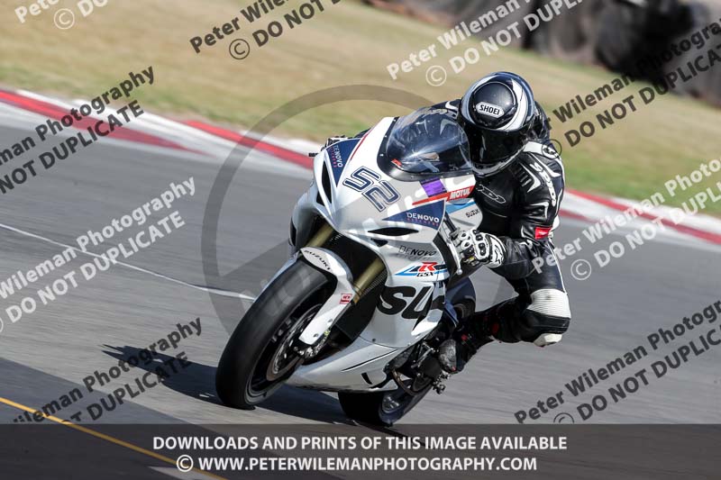 donington no limits trackday;donington park photographs;donington trackday photographs;no limits trackdays;peter wileman photography;trackday digital images;trackday photos