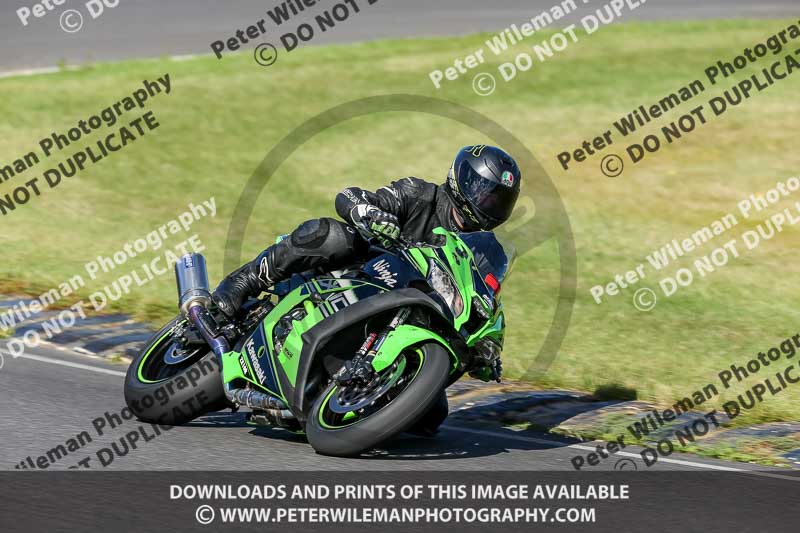 enduro digital images;event digital images;eventdigitalimages;lydden hill;lydden no limits trackday;lydden photographs;lydden trackday photographs;no limits trackdays;peter wileman photography;racing digital images;trackday digital images;trackday photos