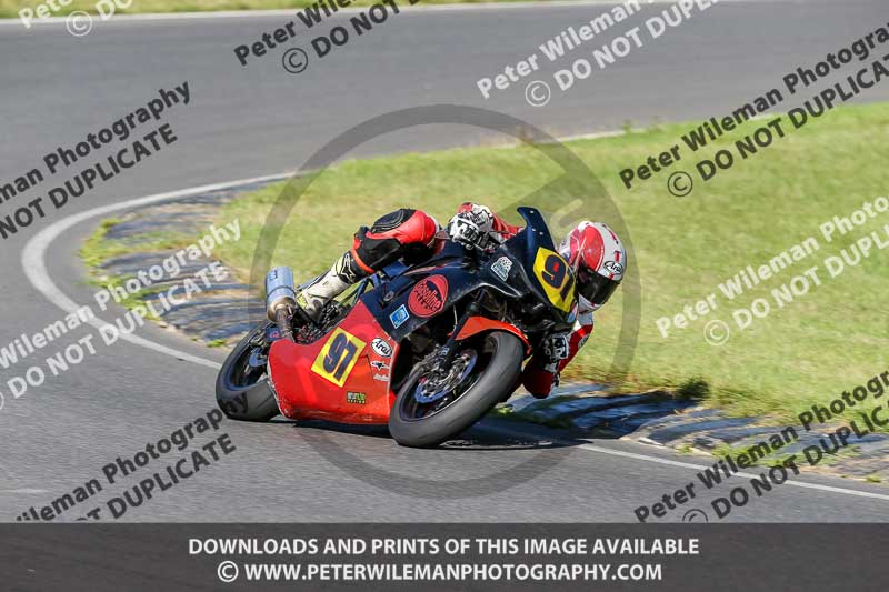 enduro digital images;event digital images;eventdigitalimages;lydden hill;lydden no limits trackday;lydden photographs;lydden trackday photographs;no limits trackdays;peter wileman photography;racing digital images;trackday digital images;trackday photos