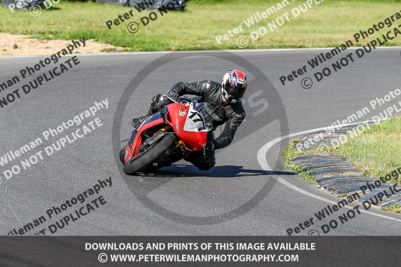 enduro digital images;event digital images;eventdigitalimages;lydden hill;lydden no limits trackday;lydden photographs;lydden trackday photographs;no limits trackdays;peter wileman photography;racing digital images;trackday digital images;trackday photos