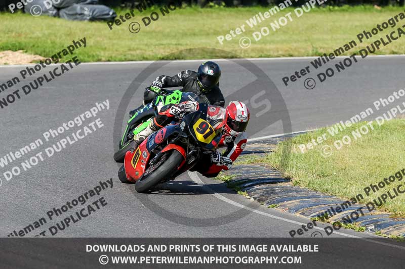 enduro digital images;event digital images;eventdigitalimages;lydden hill;lydden no limits trackday;lydden photographs;lydden trackday photographs;no limits trackdays;peter wileman photography;racing digital images;trackday digital images;trackday photos