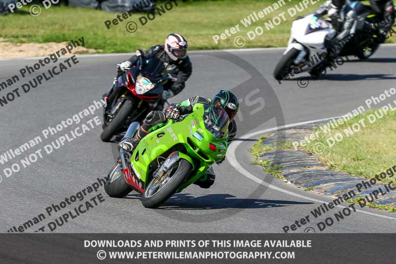 enduro digital images;event digital images;eventdigitalimages;lydden hill;lydden no limits trackday;lydden photographs;lydden trackday photographs;no limits trackdays;peter wileman photography;racing digital images;trackday digital images;trackday photos