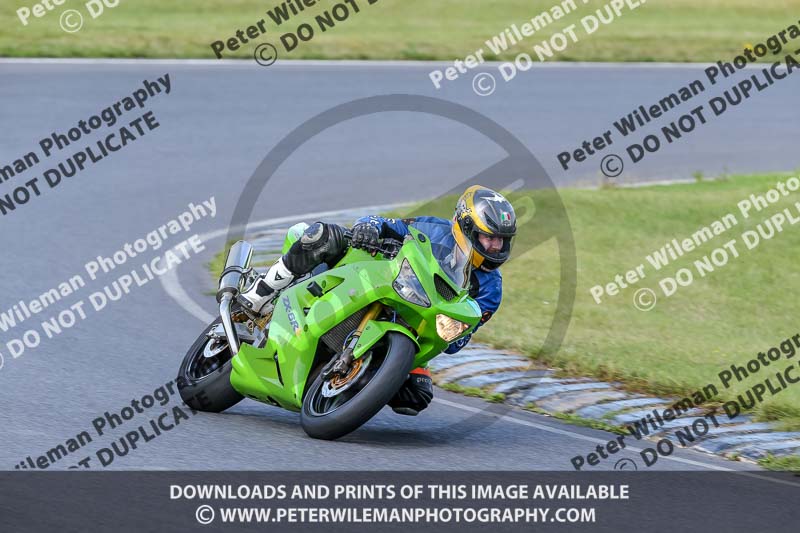 enduro digital images;event digital images;eventdigitalimages;lydden hill;lydden no limits trackday;lydden photographs;lydden trackday photographs;no limits trackdays;peter wileman photography;racing digital images;trackday digital images;trackday photos