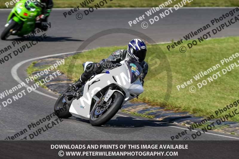 enduro digital images;event digital images;eventdigitalimages;lydden hill;lydden no limits trackday;lydden photographs;lydden trackday photographs;no limits trackdays;peter wileman photography;racing digital images;trackday digital images;trackday photos