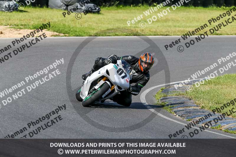 enduro digital images;event digital images;eventdigitalimages;lydden hill;lydden no limits trackday;lydden photographs;lydden trackday photographs;no limits trackdays;peter wileman photography;racing digital images;trackday digital images;trackday photos