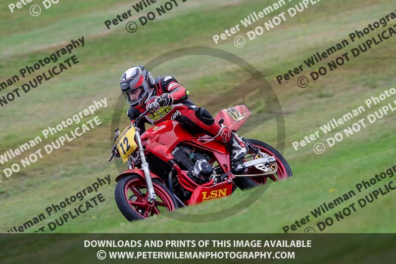 cadwell no limits trackday;cadwell park;cadwell park photographs;cadwell trackday photographs;enduro digital images;event digital images;eventdigitalimages;no limits trackdays;peter wileman photography;racing digital images;trackday digital images;trackday photos