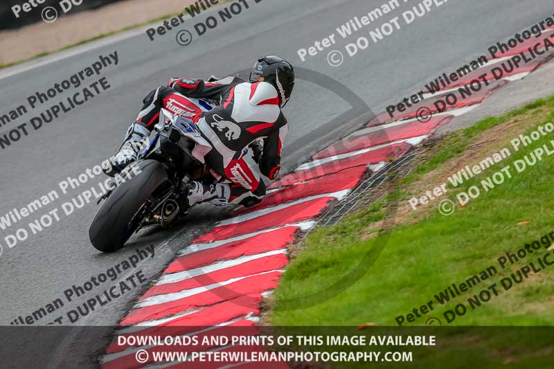 Oulton Park 17 Aug 2018;PJ Motorsport Photography 2018;anglesey;brands hatch;cadwell park;croft;donington park;enduro digital images;event digital images;eventdigitalimages;mallory;no limits;oulton park;peter wileman photography;racing digital images;silverstone;snetterton;trackday digital images;trackday photos;vmcc banbury run;welsh 2 day enduro