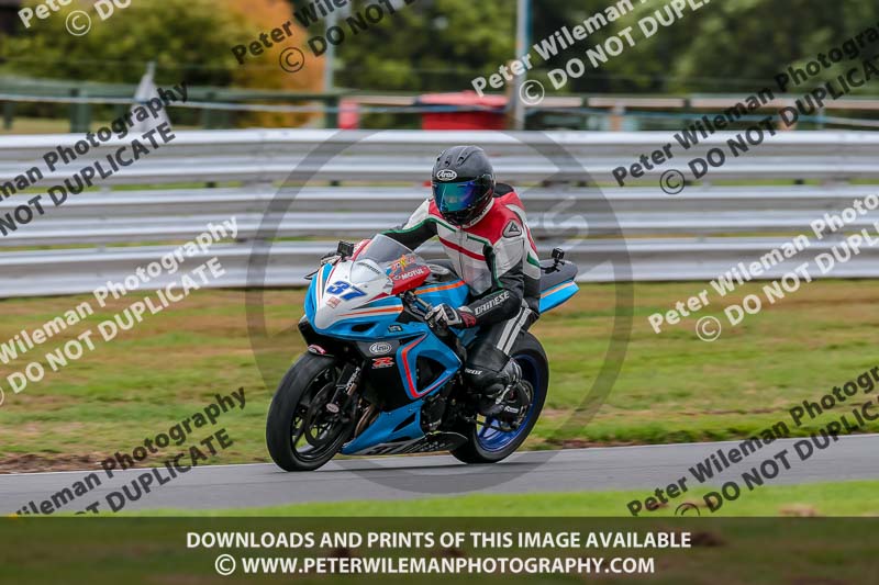 Oulton Park 17 Aug 2018;PJ Motorsport Photography 2018;anglesey;brands hatch;cadwell park;croft;donington park;enduro digital images;event digital images;eventdigitalimages;mallory;no limits;oulton park;peter wileman photography;racing digital images;silverstone;snetterton;trackday digital images;trackday photos;vmcc banbury run;welsh 2 day enduro