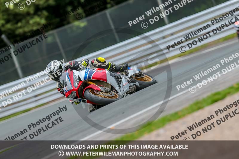 Oulton Park 17 Aug 2018;PJ Motorsport Photography 2018;anglesey;brands hatch;cadwell park;croft;donington park;enduro digital images;event digital images;eventdigitalimages;mallory;no limits;oulton park;peter wileman photography;racing digital images;silverstone;snetterton;trackday digital images;trackday photos;vmcc banbury run;welsh 2 day enduro