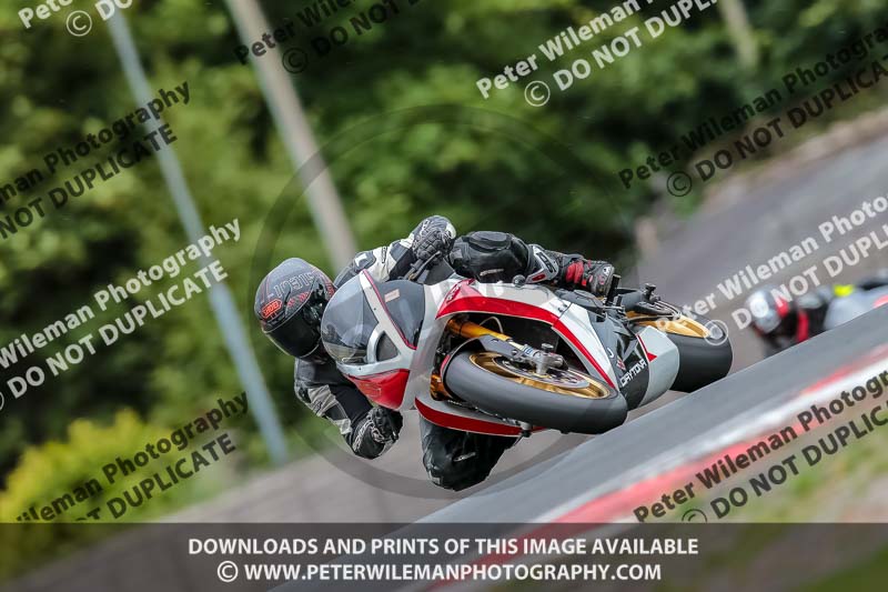 Oulton Park 17 Aug 2018;PJ Motorsport Photography 2018;anglesey;brands hatch;cadwell park;croft;donington park;enduro digital images;event digital images;eventdigitalimages;mallory;no limits;oulton park;peter wileman photography;racing digital images;silverstone;snetterton;trackday digital images;trackday photos;vmcc banbury run;welsh 2 day enduro