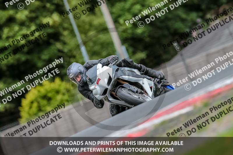 Oulton Park 17 Aug 2018;PJ Motorsport Photography 2018;anglesey;brands hatch;cadwell park;croft;donington park;enduro digital images;event digital images;eventdigitalimages;mallory;no limits;oulton park;peter wileman photography;racing digital images;silverstone;snetterton;trackday digital images;trackday photos;vmcc banbury run;welsh 2 day enduro