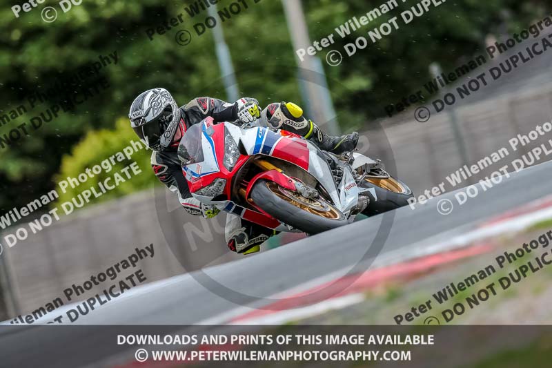 Oulton Park 17 Aug 2018;PJ Motorsport Photography 2018;anglesey;brands hatch;cadwell park;croft;donington park;enduro digital images;event digital images;eventdigitalimages;mallory;no limits;oulton park;peter wileman photography;racing digital images;silverstone;snetterton;trackday digital images;trackday photos;vmcc banbury run;welsh 2 day enduro