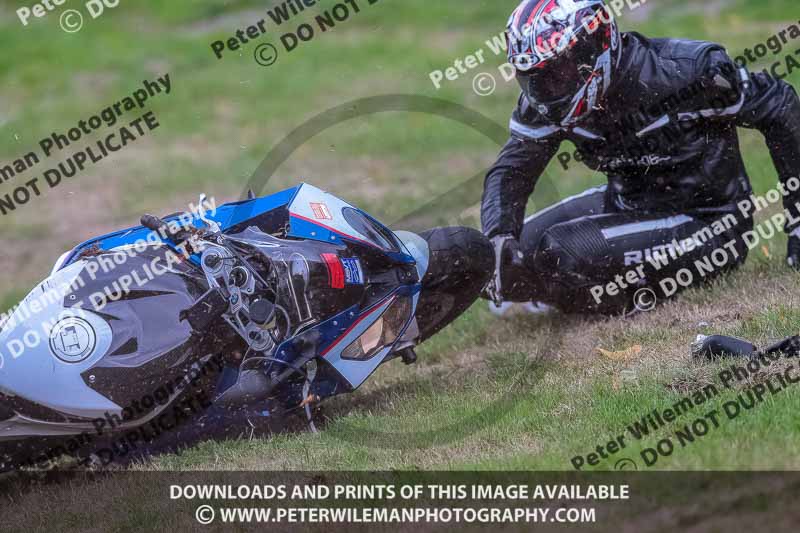 Oulton Park 17 Aug 2018;PJ Motorsport Photography 2018;anglesey;brands hatch;cadwell park;croft;donington park;enduro digital images;event digital images;eventdigitalimages;mallory;no limits;oulton park;peter wileman photography;racing digital images;silverstone;snetterton;trackday digital images;trackday photos;vmcc banbury run;welsh 2 day enduro