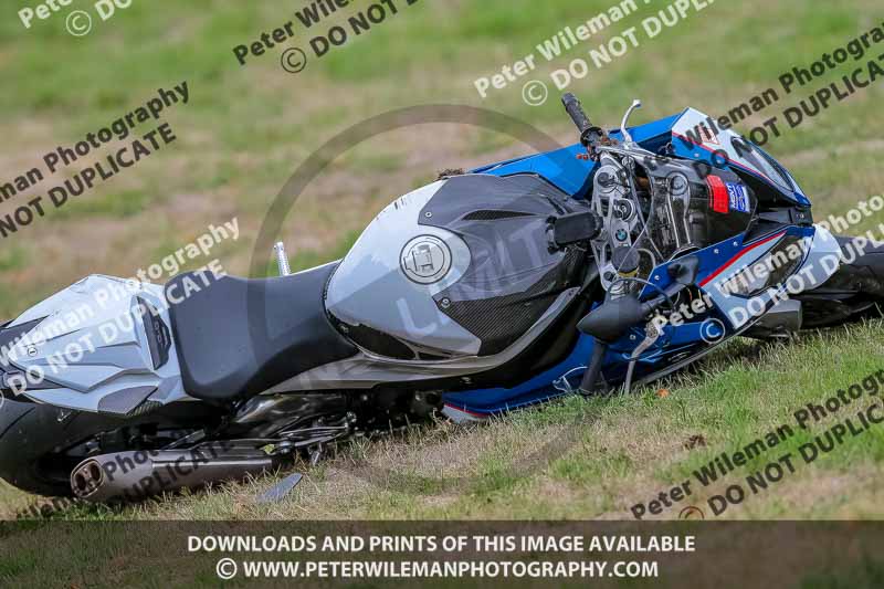 Oulton Park 17 Aug 2018;PJ Motorsport Photography 2018;anglesey;brands hatch;cadwell park;croft;donington park;enduro digital images;event digital images;eventdigitalimages;mallory;no limits;oulton park;peter wileman photography;racing digital images;silverstone;snetterton;trackday digital images;trackday photos;vmcc banbury run;welsh 2 day enduro