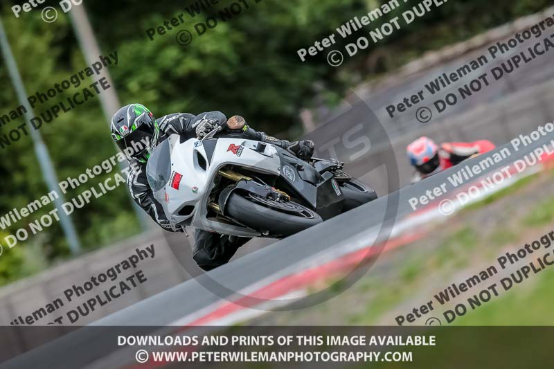 Oulton Park 17 Aug 2018;PJ Motorsport Photography 2018;anglesey;brands hatch;cadwell park;croft;donington park;enduro digital images;event digital images;eventdigitalimages;mallory;no limits;oulton park;peter wileman photography;racing digital images;silverstone;snetterton;trackday digital images;trackday photos;vmcc banbury run;welsh 2 day enduro
