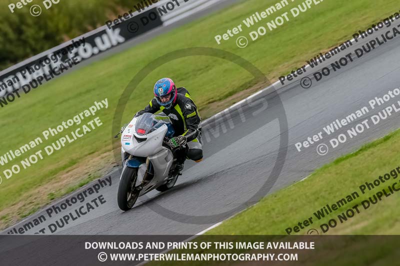 Oulton Park 17 Aug 2018;PJ Motorsport Photography 2018;anglesey;brands hatch;cadwell park;croft;donington park;enduro digital images;event digital images;eventdigitalimages;mallory;no limits;oulton park;peter wileman photography;racing digital images;silverstone;snetterton;trackday digital images;trackday photos;vmcc banbury run;welsh 2 day enduro