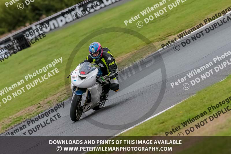 Oulton Park 17 Aug 2018;PJ Motorsport Photography 2018;anglesey;brands hatch;cadwell park;croft;donington park;enduro digital images;event digital images;eventdigitalimages;mallory;no limits;oulton park;peter wileman photography;racing digital images;silverstone;snetterton;trackday digital images;trackday photos;vmcc banbury run;welsh 2 day enduro