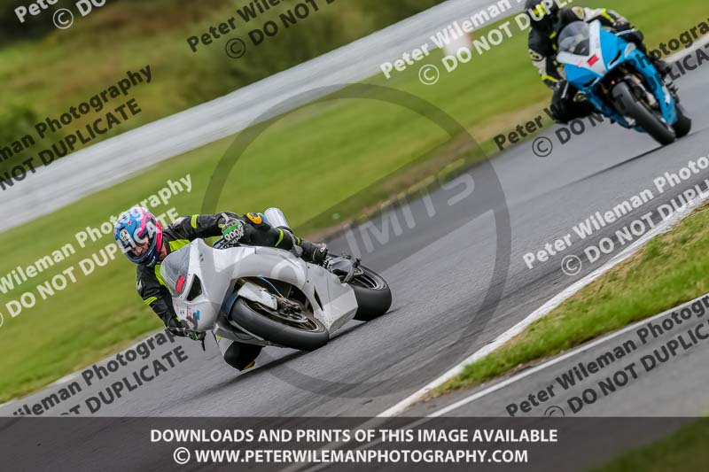 Oulton Park 17 Aug 2018;PJ Motorsport Photography 2018;anglesey;brands hatch;cadwell park;croft;donington park;enduro digital images;event digital images;eventdigitalimages;mallory;no limits;oulton park;peter wileman photography;racing digital images;silverstone;snetterton;trackday digital images;trackday photos;vmcc banbury run;welsh 2 day enduro