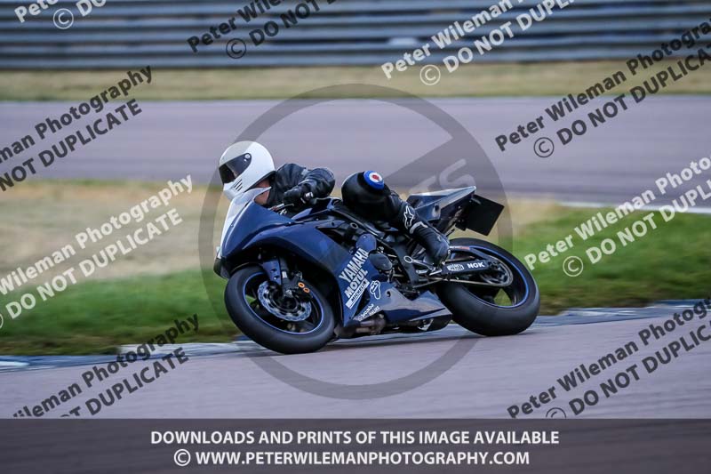 Rockingham no limits trackday;enduro digital images;event digital images;eventdigitalimages;no limits trackdays;peter wileman photography;racing digital images;rockingham raceway northamptonshire;rockingham trackday photographs;trackday digital images;trackday photos
