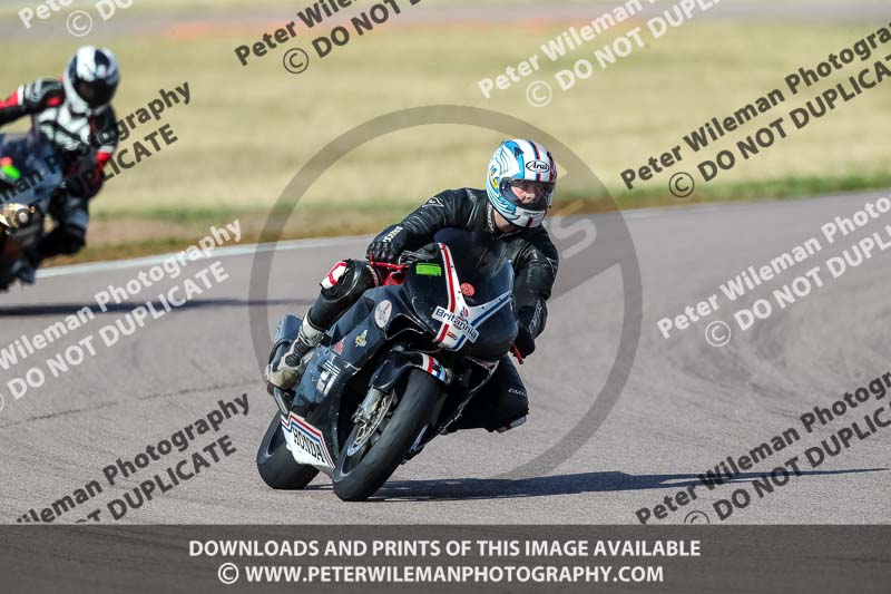 Rockingham no limits trackday;enduro digital images;event digital images;eventdigitalimages;no limits trackdays;peter wileman photography;racing digital images;rockingham raceway northamptonshire;rockingham trackday photographs;trackday digital images;trackday photos