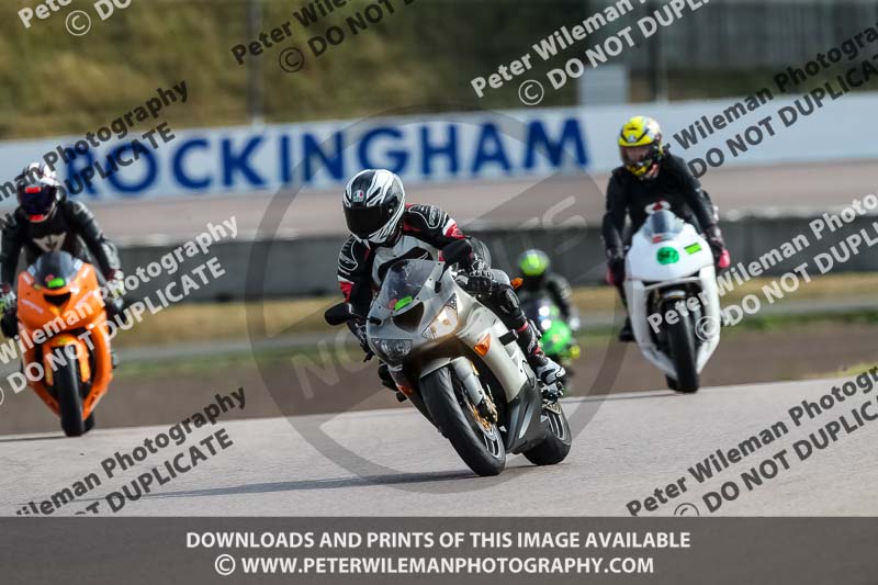 Rockingham no limits trackday;enduro digital images;event digital images;eventdigitalimages;no limits trackdays;peter wileman photography;racing digital images;rockingham raceway northamptonshire;rockingham trackday photographs;trackday digital images;trackday photos