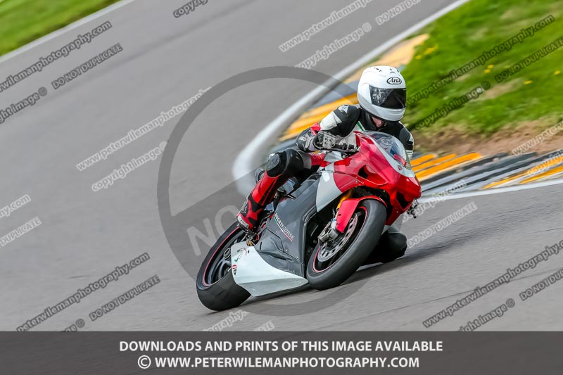 PJ Motorsport Photography 2018;anglesey no limits trackday;anglesey photographs;anglesey trackday photographs;enduro digital images;event digital images;eventdigitalimages;no limits trackdays;peter wileman photography;racing digital images;trac mon;trackday digital images;trackday photos;ty croes