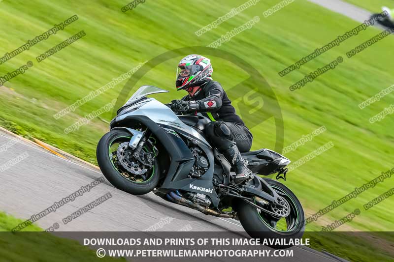 PJ Motorsport;anglesey no limits trackday;anglesey photographs;anglesey trackday photographs;enduro digital images;event digital images;eventdigitalimages;no limits trackdays;peter wileman photography;racing digital images;trac mon;trackday digital images;trackday photos;ty croes