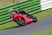 enduro-digital-images;event-digital-images;eventdigitalimages;mallory-park;mallory-park-photographs;mallory-park-trackday;mallory-park-trackday-photographs;no-limits-trackdays;peter-wileman-photography;racing-digital-images;trackday-digital-images;trackday-photos