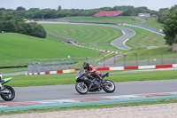 Middle Silver Group Black Bikes