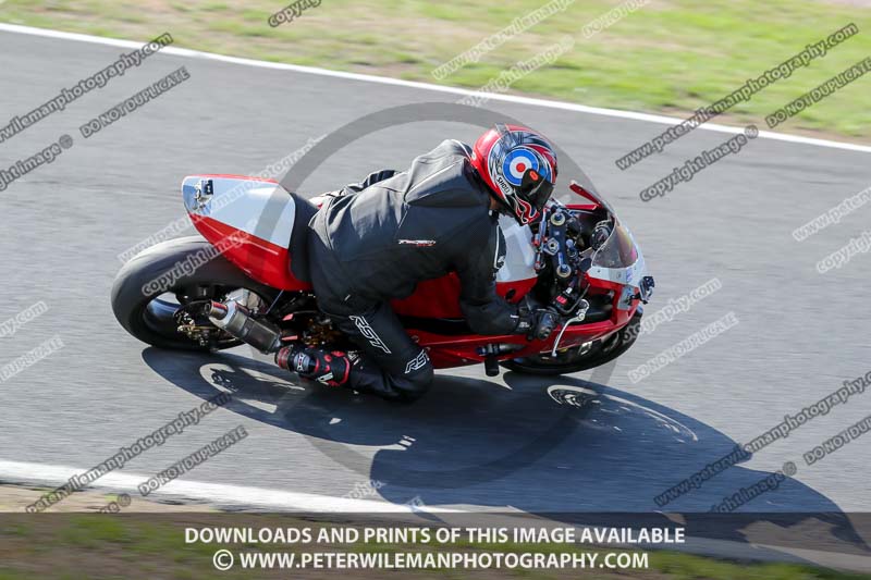 anglesey;brands hatch;cadwell park;croft;donington park;enduro digital images;event digital images;eventdigitalimages;mallory;no limits;oulton park;peter wileman photography;racing digital images;silverstone;snetterton;trackday digital images;trackday photos;vmcc banbury run;welsh 2 day enduro