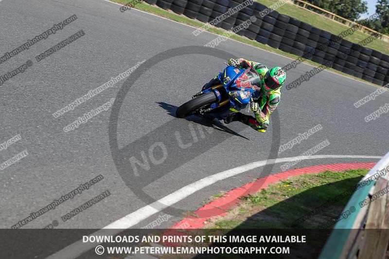 enduro digital images;event digital images;eventdigitalimages;mallory park;mallory park photographs;mallory park trackday;mallory park trackday photographs;no limits trackdays;peter wileman photography;racing digital images;trackday digital images;trackday photos