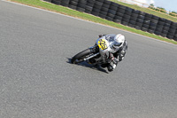 enduro-digital-images;event-digital-images;eventdigitalimages;mallory-park;mallory-park-photographs;mallory-park-trackday;mallory-park-trackday-photographs;no-limits-trackdays;peter-wileman-photography;racing-digital-images;trackday-digital-images;trackday-photos