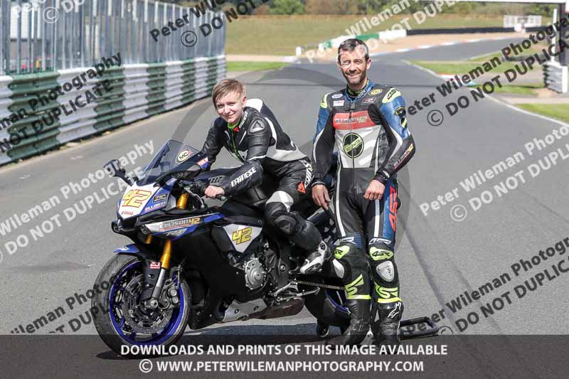 enduro digital images;event digital images;eventdigitalimages;mallory park;mallory park photographs;mallory park trackday;mallory park trackday photographs;no limits trackdays;peter wileman photography;racing digital images;trackday digital images;trackday photos
