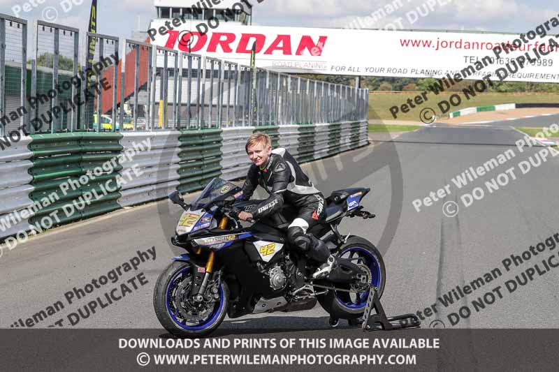 enduro digital images;event digital images;eventdigitalimages;mallory park;mallory park photographs;mallory park trackday;mallory park trackday photographs;no limits trackdays;peter wileman photography;racing digital images;trackday digital images;trackday photos