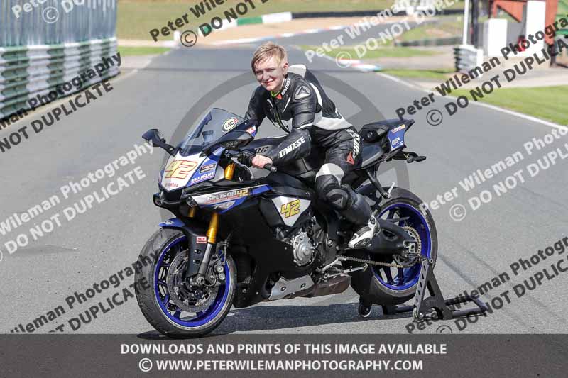 enduro digital images;event digital images;eventdigitalimages;mallory park;mallory park photographs;mallory park trackday;mallory park trackday photographs;no limits trackdays;peter wileman photography;racing digital images;trackday digital images;trackday photos