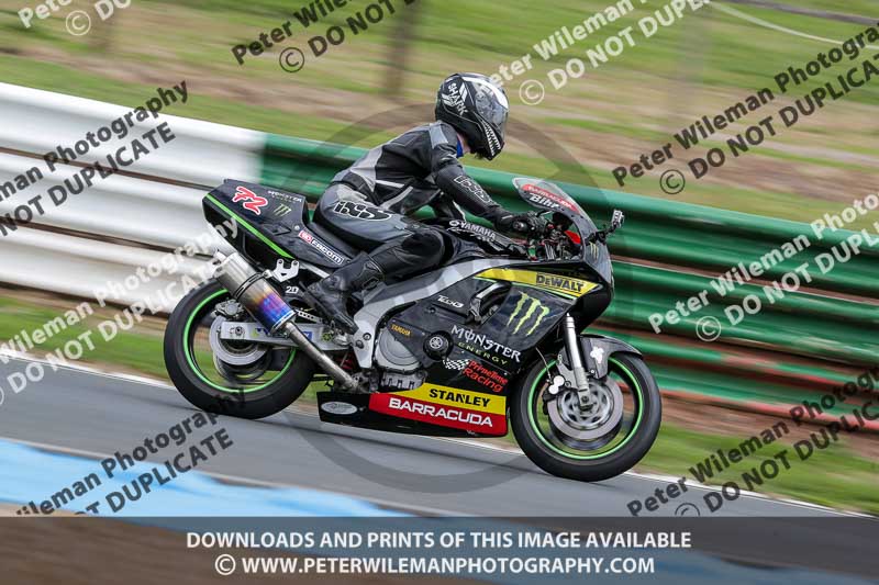 enduro digital images;event digital images;eventdigitalimages;mallory park;mallory park photographs;mallory park trackday;mallory park trackday photographs;no limits trackdays;peter wileman photography;racing digital images;trackday digital images;trackday photos