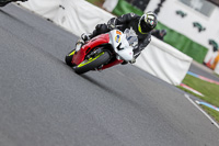 enduro-digital-images;event-digital-images;eventdigitalimages;mallory-park;mallory-park-photographs;mallory-park-trackday;mallory-park-trackday-photographs;no-limits-trackdays;peter-wileman-photography;racing-digital-images;trackday-digital-images;trackday-photos